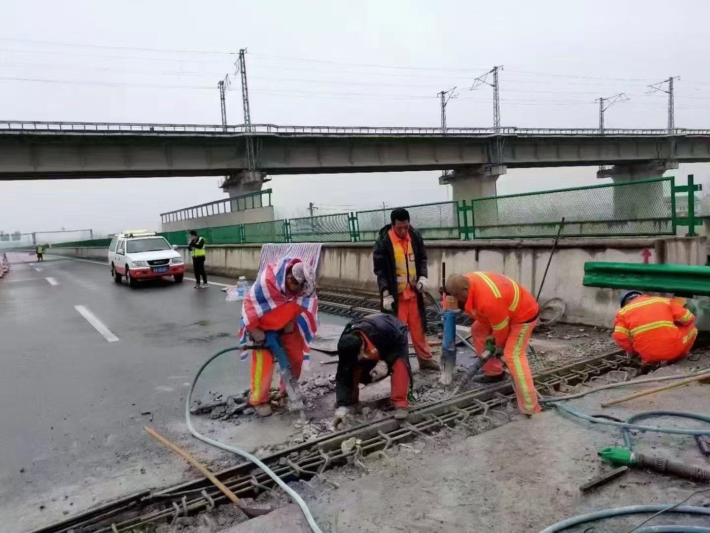 齐齐哈尔桥梁伸缩缝抢修料